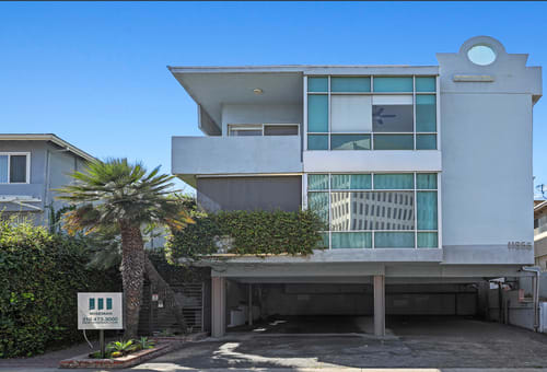 Gorham Ten by Wiseman property